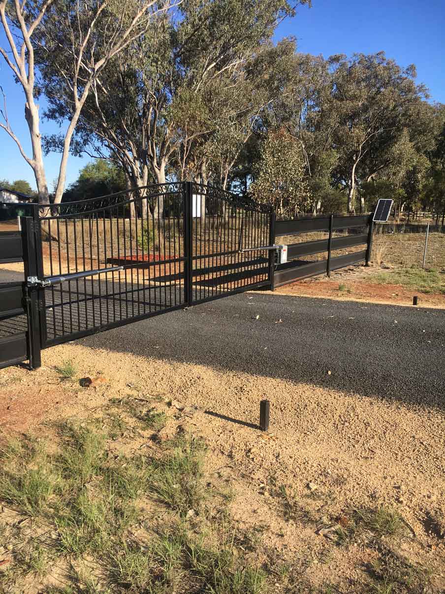 Solar Gate — Electricians in St Inverell, NSW